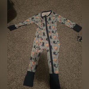 Emerson & Friends bamboo sleeper